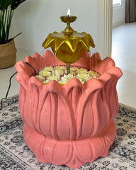 Thamarai fountain with soothing water flow